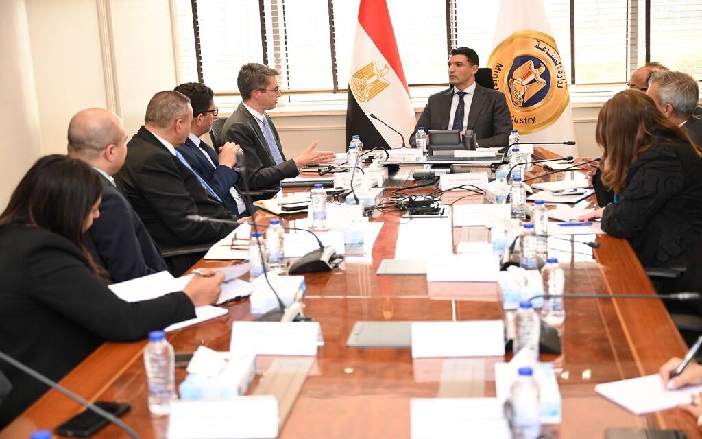 مصر-تبحث-مع-البنك-الدولي-ومؤسسة-التمويل-الدولية-سبل-دعم-المشروعات-الصناعية